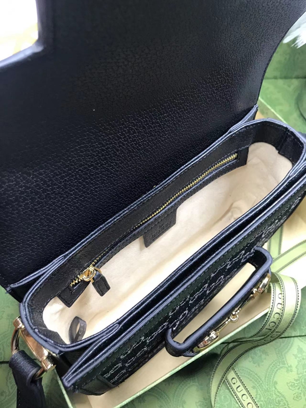 激安グッチバッグコピー角部分ディテール